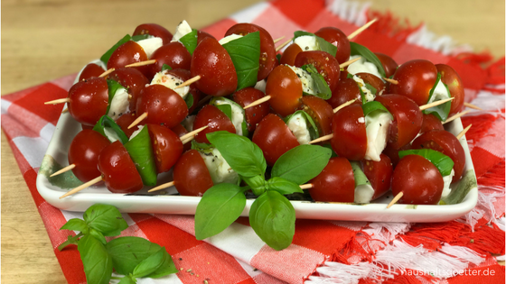 Köstliche Tomate Mozzarella Spieße